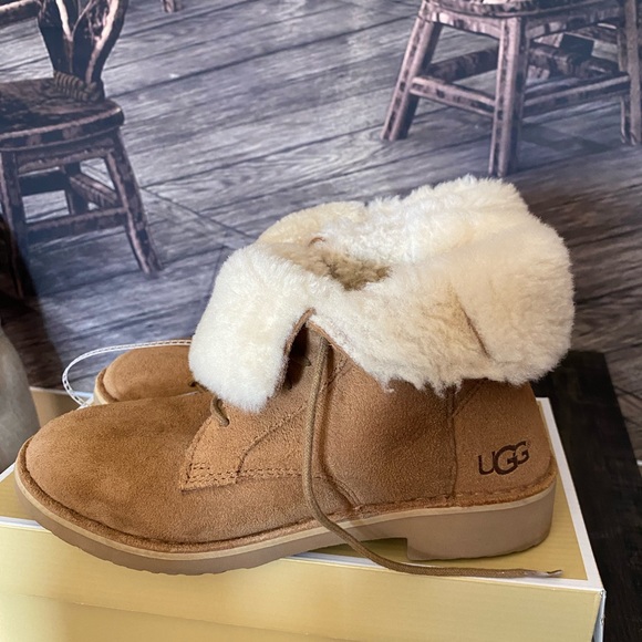 UGG booties size 6 - Picture 7 of 11